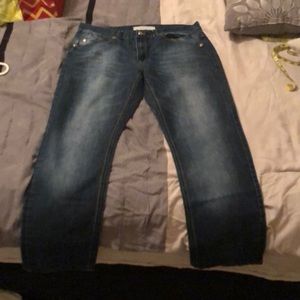 Men’s NWT blue jeans.